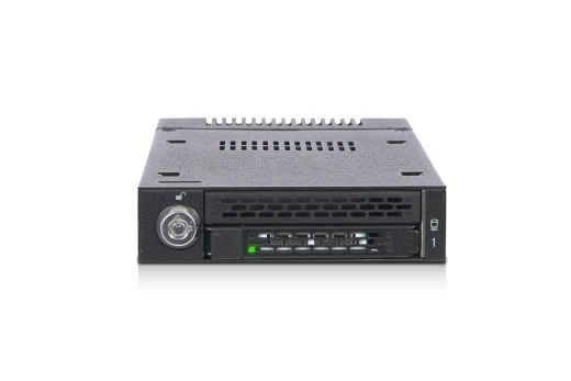 IcyDock 1xM.2 NVMe to 1x3.5 bay mobile rack keylock miniSAS