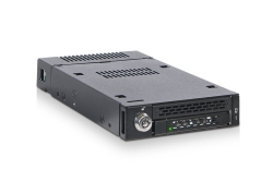 IcyDock 1xM.2 NVMe to 1x3.5 bay mobile rack keylock miniSAS
