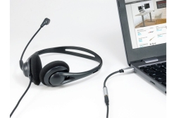 Equip Adapter USB-C-> 4-Pin 3.5mm St/Bu DAC 0.15m schwarz