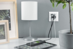 DIGITUS Unterputzdose 230V + 1 x USB-A + 1 x USB-C Reinweiss