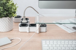 DIGITUS Steckdosenleiste 4x + 2USB, Schalter, Flexibel 1,6m