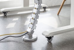 DIGITUS Kabelkanal flexibel anpassbare Länge 1,3m silber