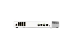 QNAP Switch 8 port 2.5Gbps, 2 port 10Gbps SFP+/NBASE-T Combo