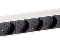 Equip 19 Steckdosenleiste 8xSchuko+Switch->St.90°...