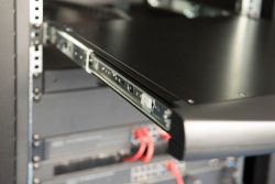 DIGITUS Modulare Konsole 17TFT,8-Port KVM&Touchpad,Deutschl