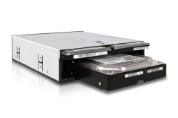 FlexiDock IcyDock 2x 2.5 + 1x 3.5 SATA/SAS to 1x 5.25 bay