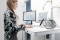 DIGITUS Schreibtisch 120x60 elektr.,USB-Lade.+Schublade weiß (Speditionsversand)