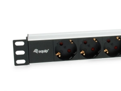 Equip 19 Steckdosenleiste 9xSchuko->St.90° si. Alu.