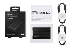 SSD 2TB Samsung Portable SSD T7 Shield USB3.2 Black extern Kit