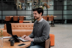 BakkerElkhuizen Laptop Halterung UltraStand Universal