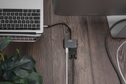 DIGITUS Adapter USB-C St. -> VGA Bu./MiniDP Bu. 4K/30Hz 20cm