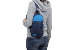 Riva OneShoulder Bag Dijon 10,1 blau 5312
