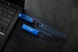 USB-Stick 128GB Kingston IronKey Keypad 200 retail