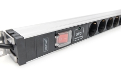 DIGITUS PDU 1HE 12xSchuko 16A Ausgänge 230V/16A schwarz