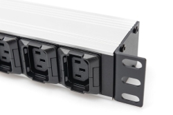 DIGITUS PDU 1HE 8xC13 2xC19 Ausgänge 230V/16A schwarz