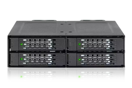 ToughArmor IcyDock 4-Bay 2,5 NVMe U.2/U.3 SSD PCIe 4.0