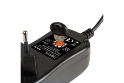 Logilink Universalnetzteil mit USB-Port, 3-12V, 24W, 1,45m
