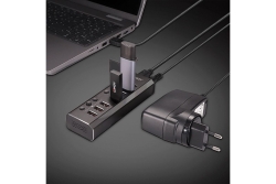 LINDY 4 Port USB 3.0 Hub mit 3 Schnellladeports