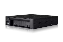 FlexiDock IcyDock 1x 2.5 U.2 NVMe PCIe 4.0 to 1x 3,5 Slim