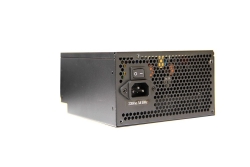 INCA Netzteil 750W 80+Gold 1x120mm Lüfter/ATX 12V 2.4 sw