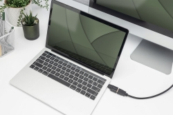 DIGITUS Adapter USB-C St.-> HDMI Bu./ 4K/30HZ 5cm