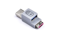 SmartKeeper Basic USB-A Port Smart Data Blocker pink