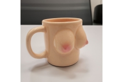 Mad Monkey - Boob Mug