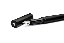 Pelikan Füllhalter Ineo Elements P6 1 ST in FS, Schwarz