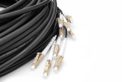 DIGITUS LWL Patchkabel LC->UPC 30m Vorkonfektioniert OM4 12