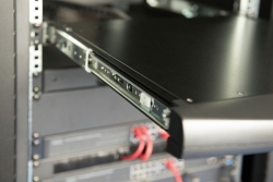 DIGITUS Modulare Konsole 17HD TFT, 1-port VGA KVM Deutsch